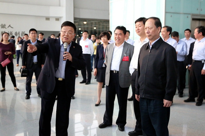 聚焦智能制造 助推产业升级——全省沿海工作会议与会领导莅临百亿游戏调研